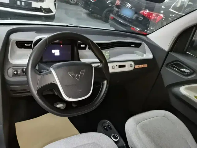 Wuling Hongguang Mini EV — Фото автомобиля 9