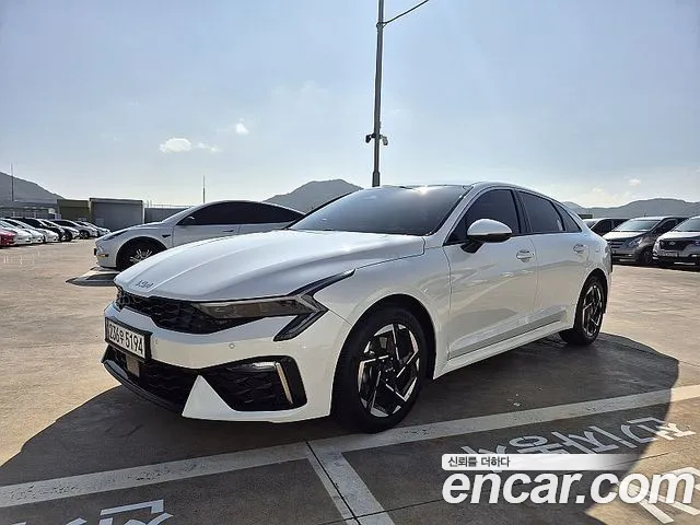 Kia K5 Generation 3 — Фото автомобиля 4