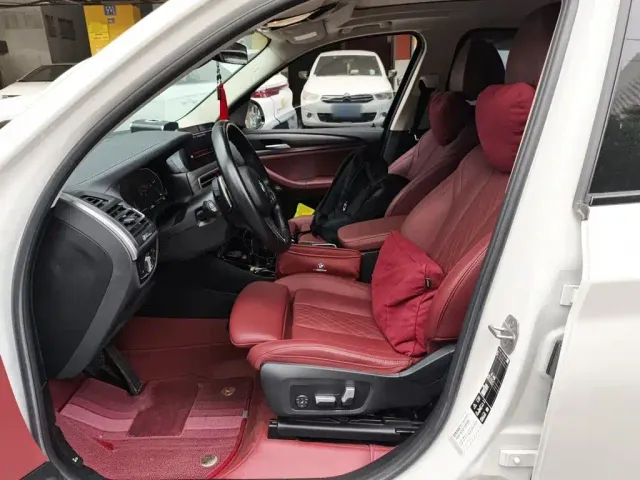 BMW X3 — Фото автомобиля 11