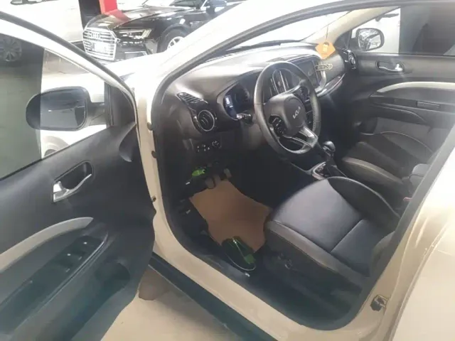 Kia KX1 — Фото автомобиля 15