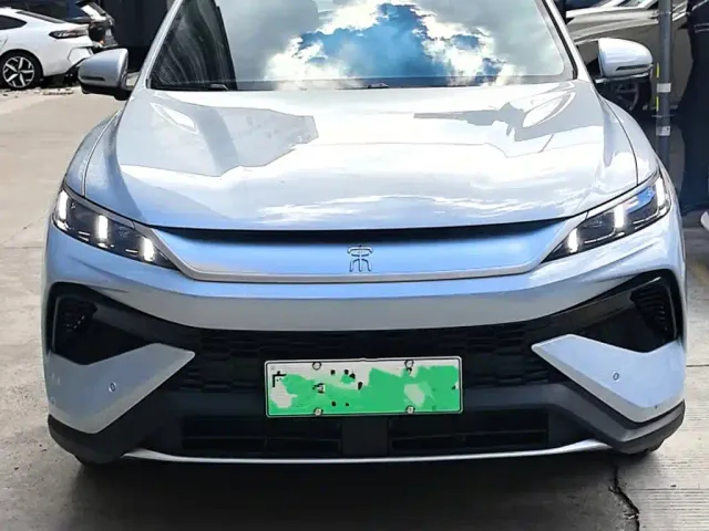 BYD Song Pro — Фото автомобиля 2