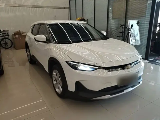 Chevrolet Menlo — Фото автомобиля 3