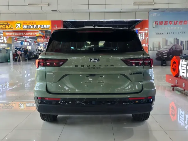 Ford Lingrui — Фото автомобиля 6
