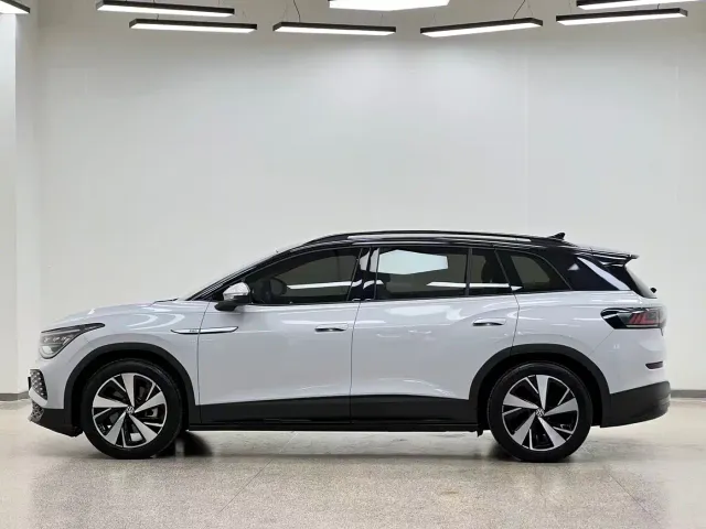 Volkswagen ID.6 X — Фото автомобиля 16