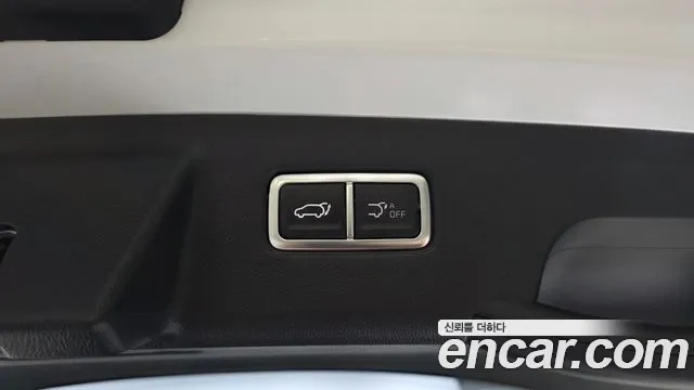 Kia Sorento Бензин 2.5T 2WD — Фото автомобиля 25