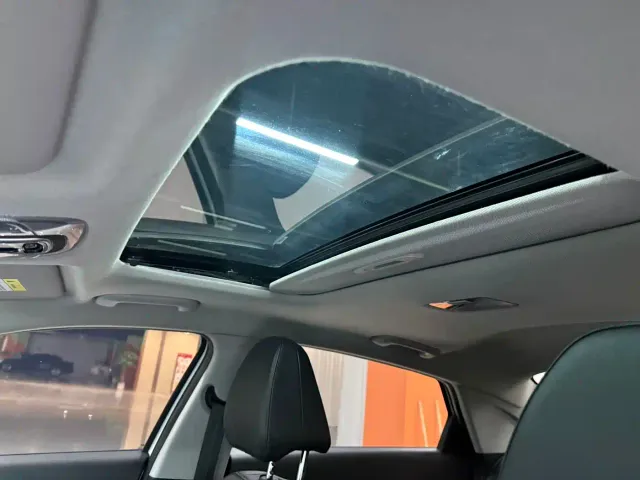 Hyundai Elantra — Фото автомобиля 17
