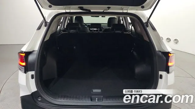 Kia Sportage Sportage 5-е поколение Бензин 1.6 турбо 2WD — Фото автомобиля 20