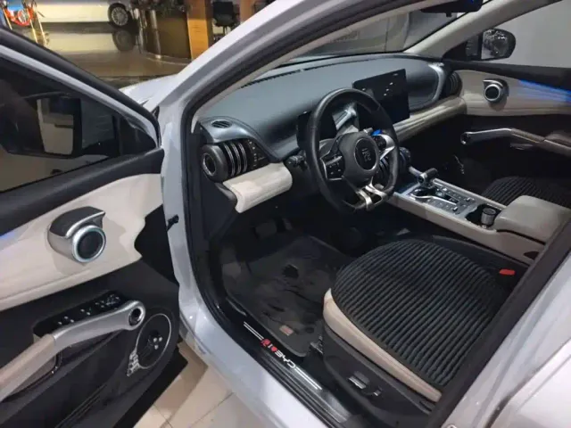 BYD Yuan PLUS — Фото автомобиля 12
