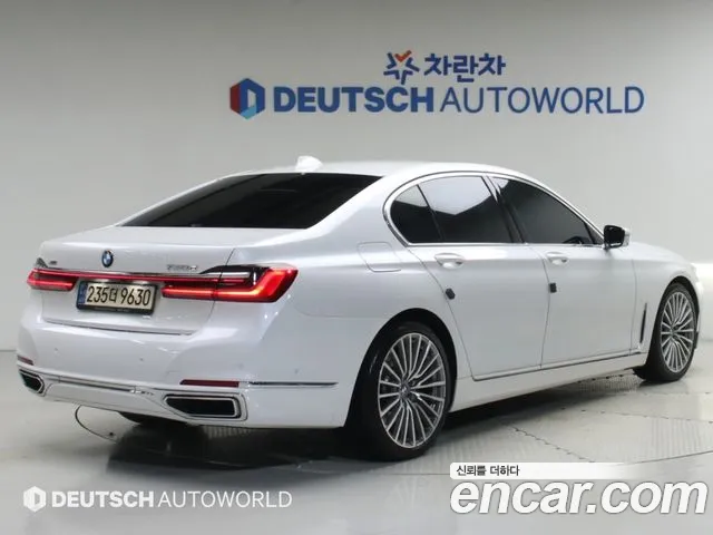 BMW 7-Series — Фото автомобиля 2