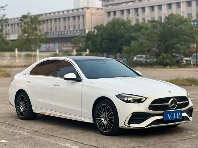 Mercedes-Benz C-Class — Фото автомобиля 3