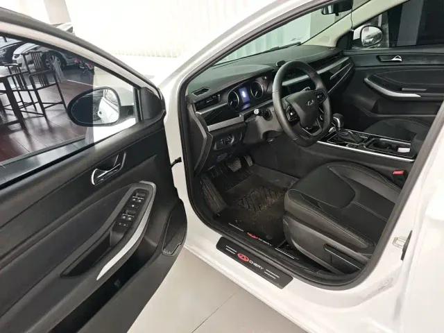 Chery Arrizo 5 — Фото автомобиля 15