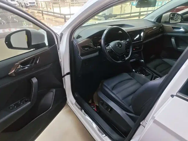 Volkswagen Tharu — Фото автомобиля 15