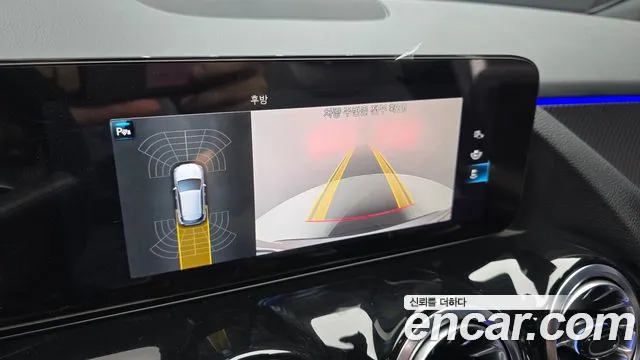 Mercedes-Benz GLA-Class H247 — Фото автомобиля 21