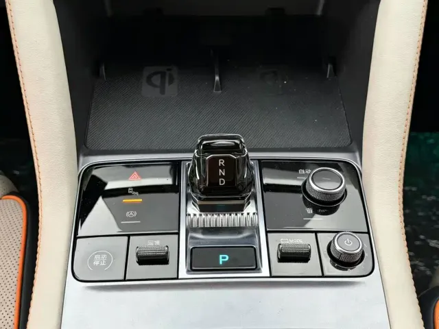 BYD Song PLUS — Фото автомобиля 11