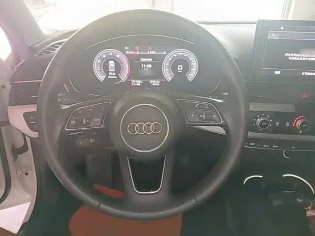 Audi A4L — Фото автомобиля 10