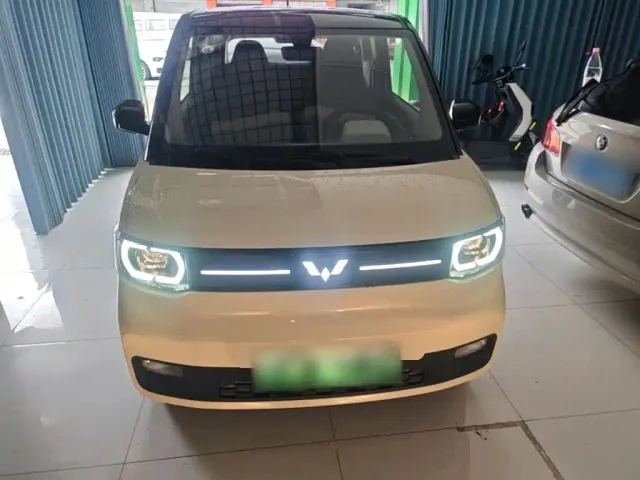 Wuling Hongguang Mini EV — Фото автомобиля 2