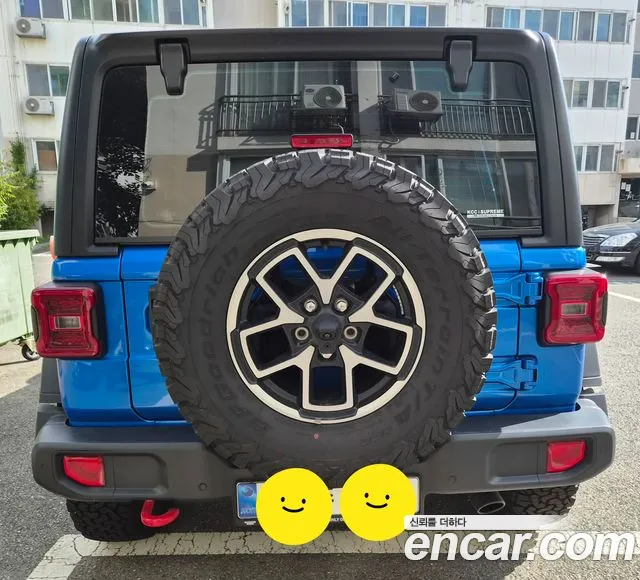 Jeep Wrangler — Фото автомобиля 4