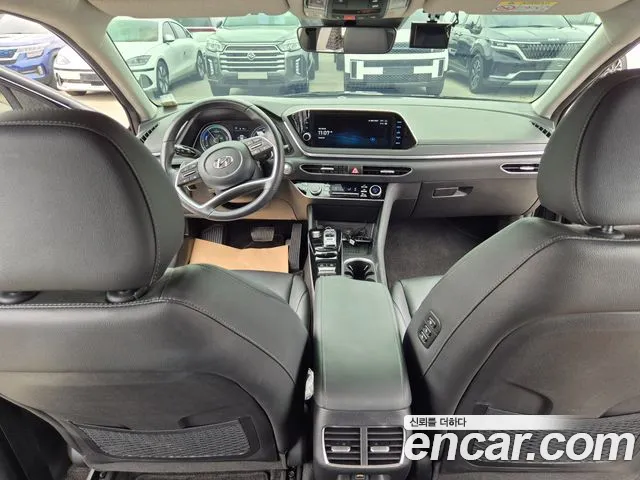 Hyundai Sonata — Фото автомобиля 14