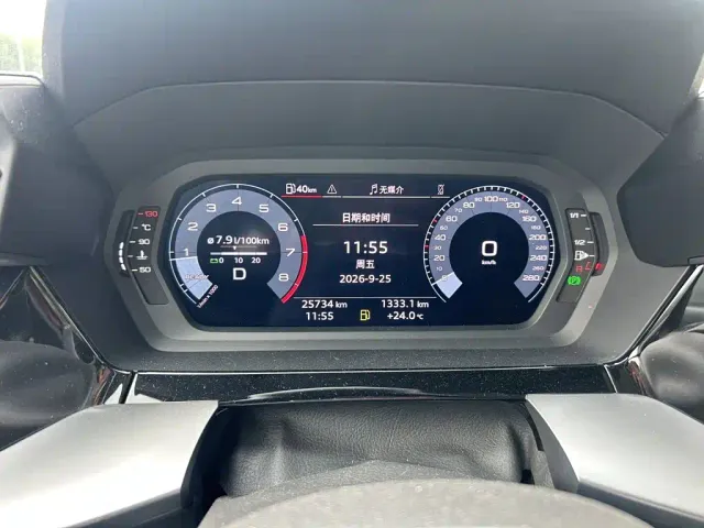 Audi Audi A3 2023 Sportback 35 TFSI Fashion Sport — Фото автомобиля 2