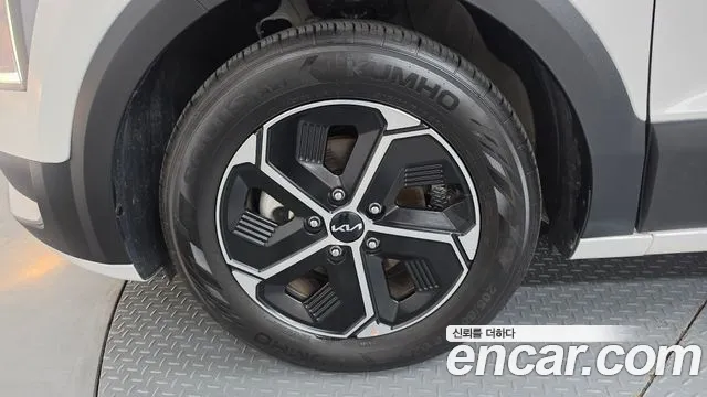 Kia Niro The All New Niro Prestige — Фото автомобиля 4