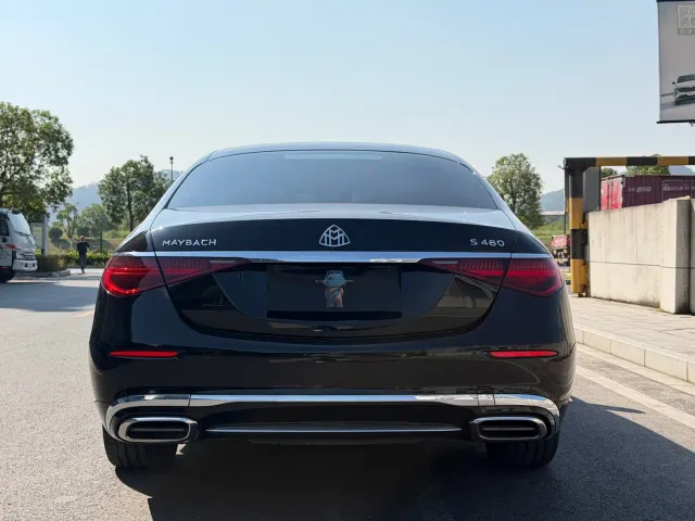 Mercedes-Benz Maybach S-Class — Фото автомобиля 11