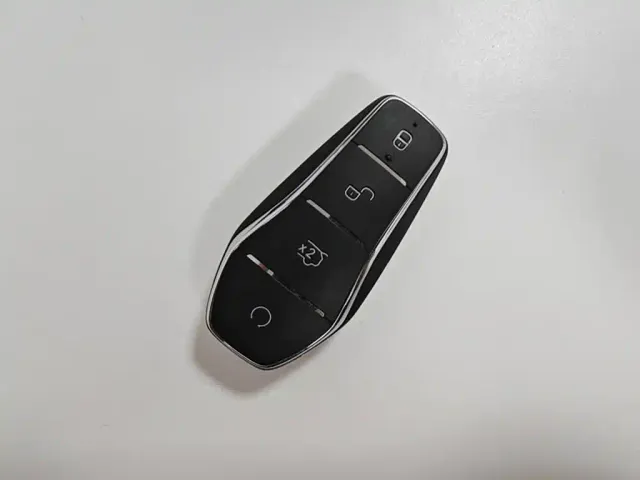 BYD Qin PLUS — Фото автомобиля 12