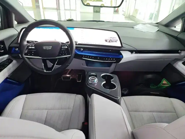 Cadillac Optiq — Фото автомобиля 9