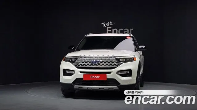 Ford Explorer Generation 6 — Фото автомобиля 3