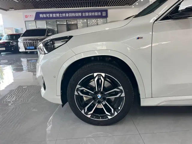 BMW X1 — Фото автомобиля 15