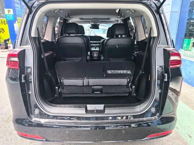 GAC Trumpchi M6 — Фото автомобиля 10