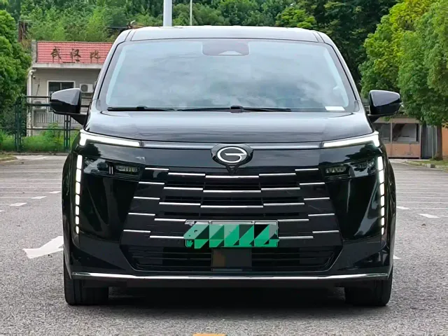 GAC Trumpchi E8 — Фото автомобиля 2