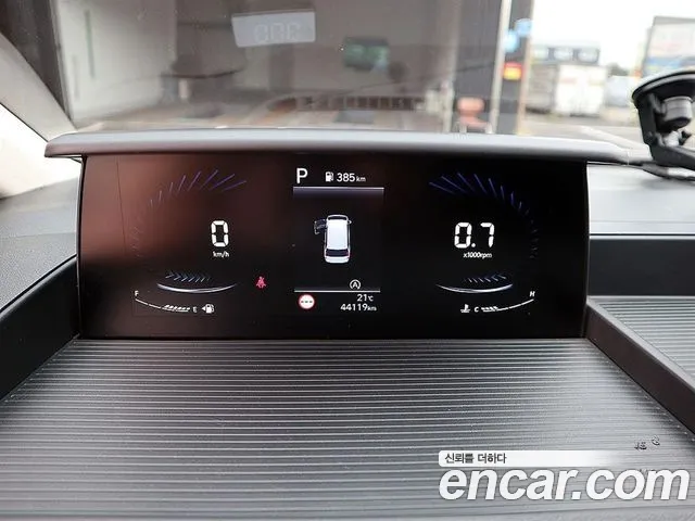Hyundai Staria — Фото автомобиля 10