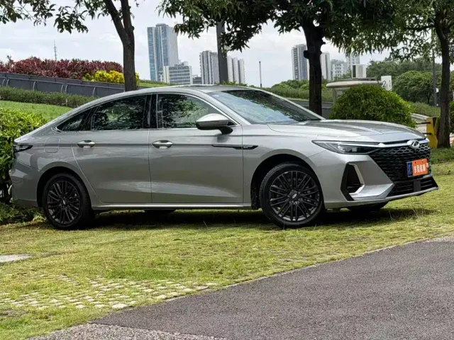 Chery Arrizo 8 — Фото автомобиля 2