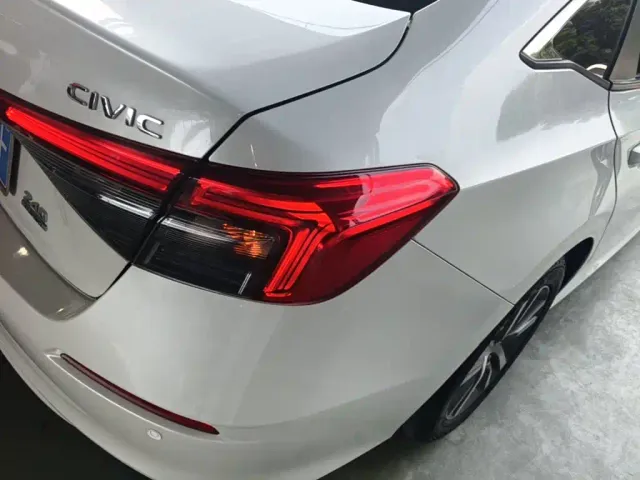 Honda Civic — Фото автомобиля 7