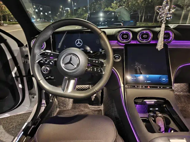 Mercedes-Benz C-Class — Фото автомобиля 6