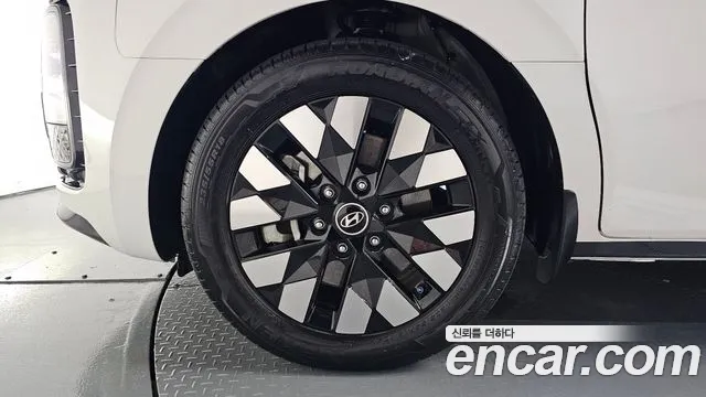 Hyundai Staria — Фото автомобиля 4