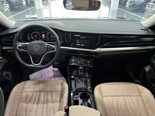 Volkswagen Passat — Фото автомобиля 6