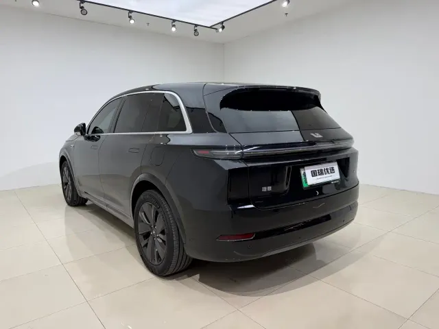 Li Auto L7 — Фото автомобиля 6
