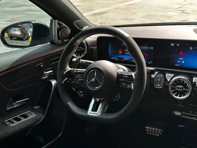 Mercedes-Benz A-Class AMG — Фото автомобиля 8
