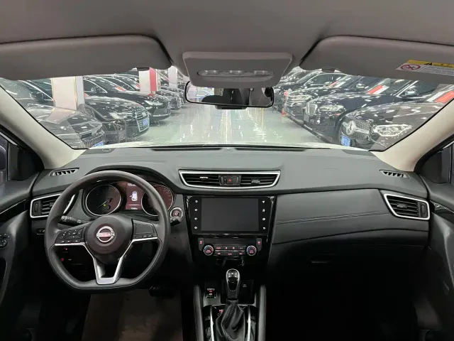 Nissan Qashqai — Фото автомобиля 5