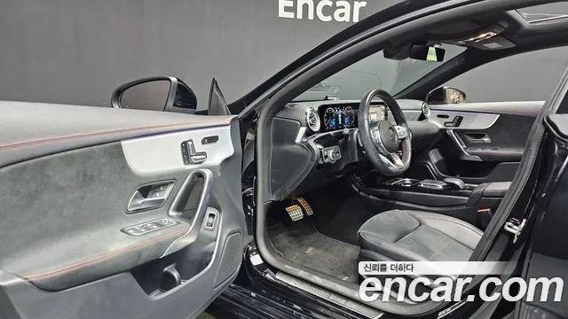 Mercedes-Benz CLA-Class — Фото автомобиля 10