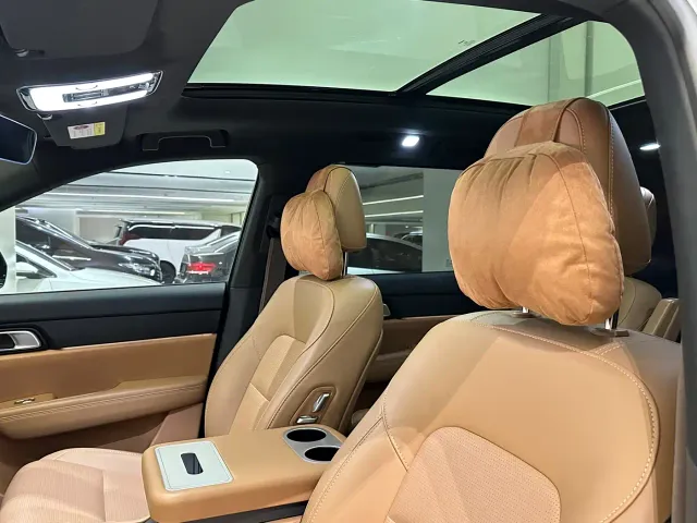 Li Auto ONE — Фото автомобиля 11