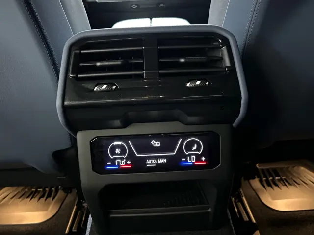 BMW 5 Series — Фото автомобиля 13