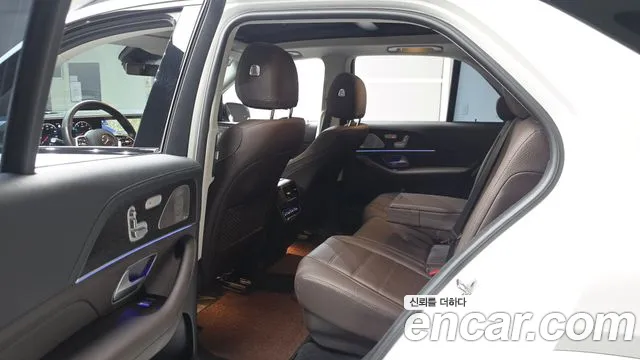 Mercedes-Benz GLE-Class — Фото автомобиля 10