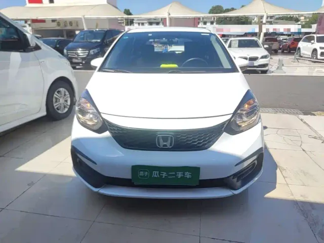 Honda Fit — Фото автомобиля 2