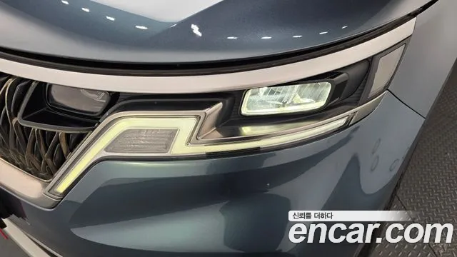 Kia Canival — Фото автомобиля 21