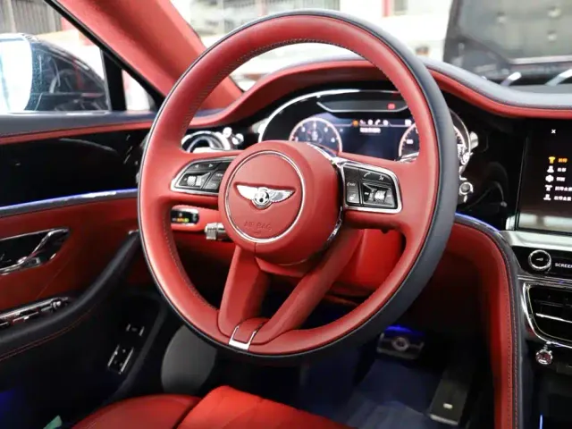 Bentley Flying Spur — Фото автомобиля 20