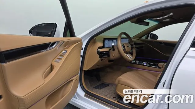 Genesis G80 Бензин 2.5 турбо AWD — Фото автомобиля 10