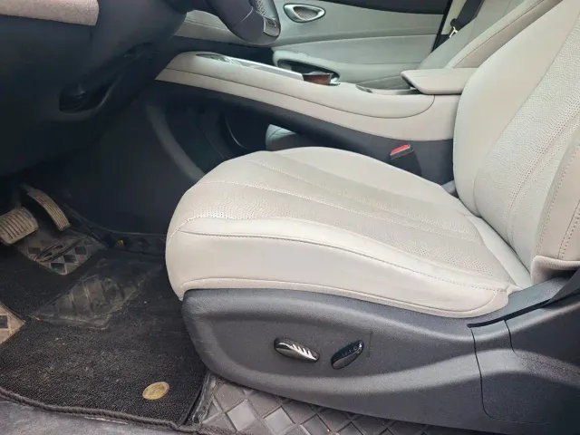 BYD Sealion 05 EV — Фото автомобиля 14
