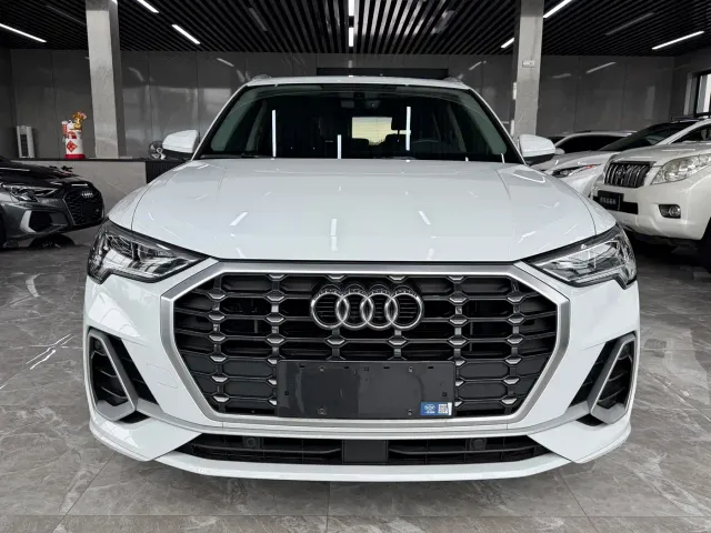 Audi Q3 — Фото автомобиля 2